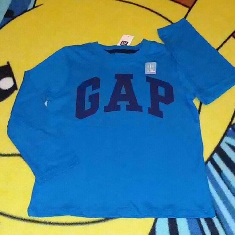 NWT GAP LS Tee